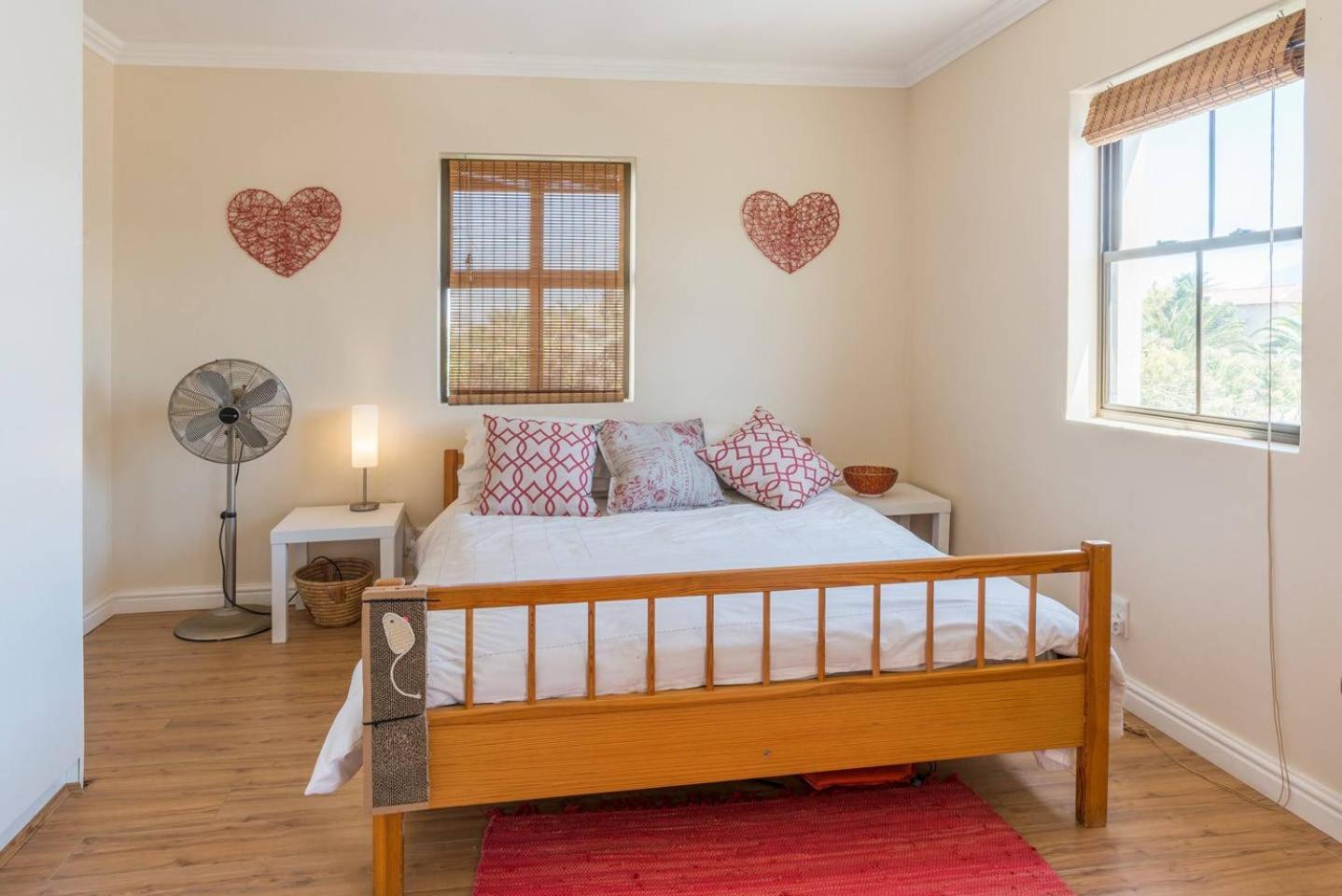 Sunset Family Retreat Cape Town